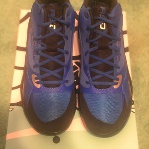 J. Cole’s RS-DREAMER 2 Signature Shoe